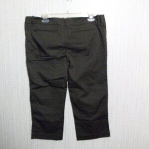 Mossimo Stretch Fit 3 Green Capri's Size 14
